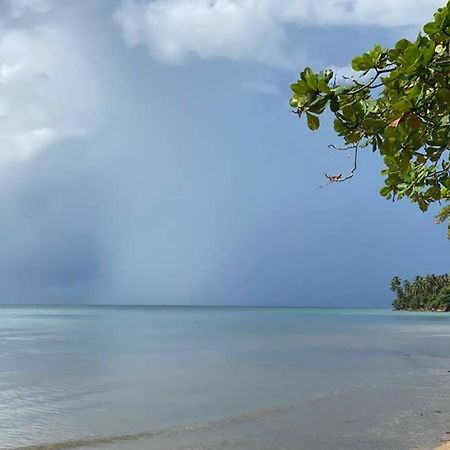 Villa Frente Al Mar En Primera Linea De Playa Los Robalos Kültér fotó