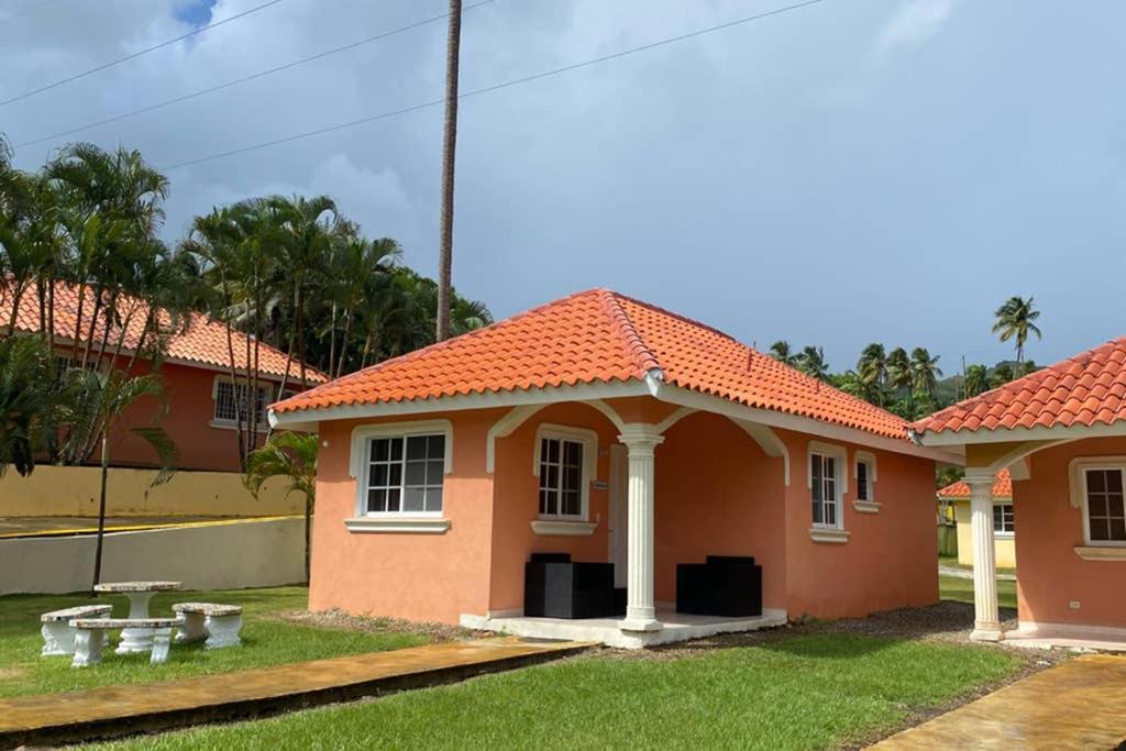 Villa Frente Al Mar En Primera Linea De Playa Los Robalos Kültér fotó